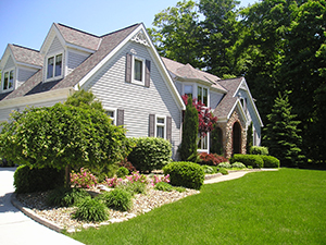 Landscapers and Lawncare Services in Pittsburgh, PA